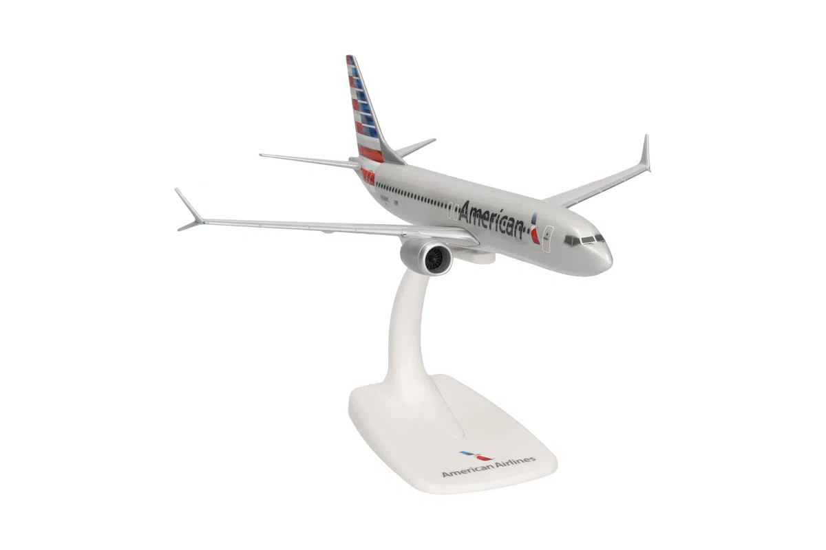 Herpa Miniatura del avión American Airlines Boeing 737 MAX 8 - N306RC - Snap-Fit, Escala 1/200, Modelo prefabricado, maqueta de colleción, modelismo, Avion con Soporte, Figura plástico