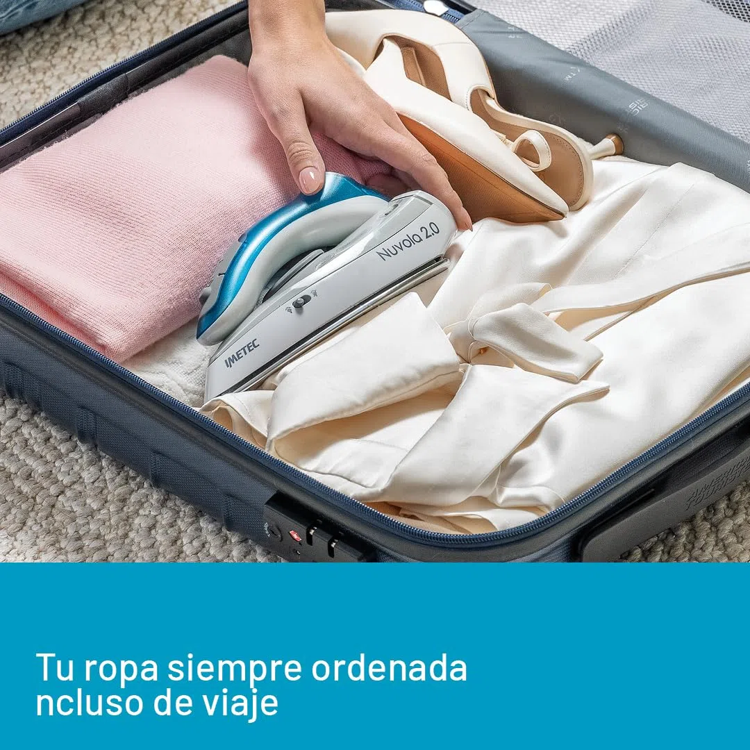 Imetec Nuvola 2.0 - Plancha de vapor de viaje - Suela de acero inoxidable - 1000 vatios - Compacta y ligera - Mango plegable - Maletín de viaje - Doble voltaje - Carrera de vapor 80 g