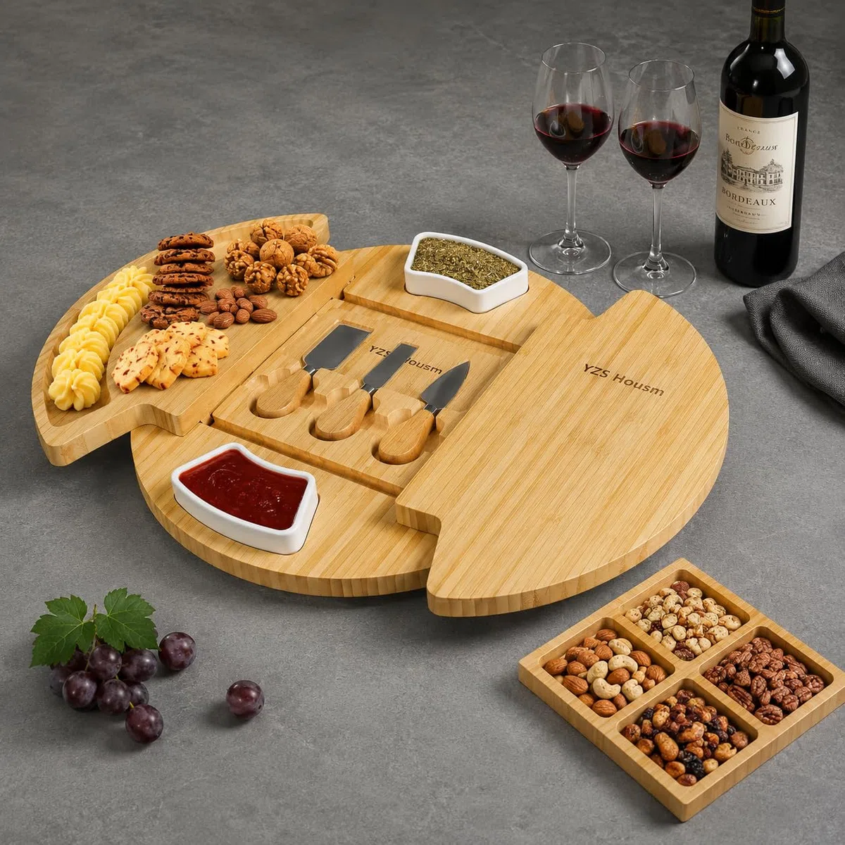 Louis Donné Tabla de queso con herramientas de queso, plato de queso, juego de placas de charcutería, servidor de madera grande grueso, regalo de calor para los amantes de la comida