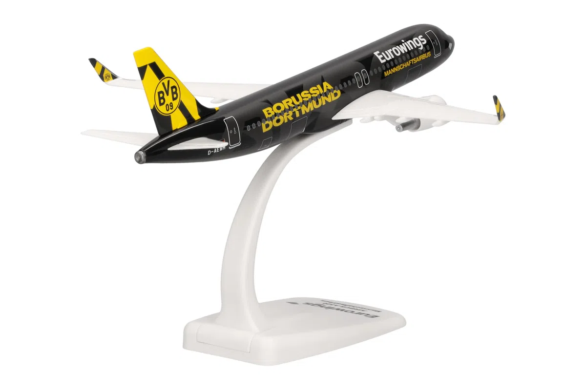 Herpa Miniatura del avión Eurowings Airbus A320 BVB Mannschaftsairbus (2025) - Snap-Fit, Escala 1/200, Modelo prefabricado, maqueta de colección, modelismo, avión con Soporte, Figura plástico