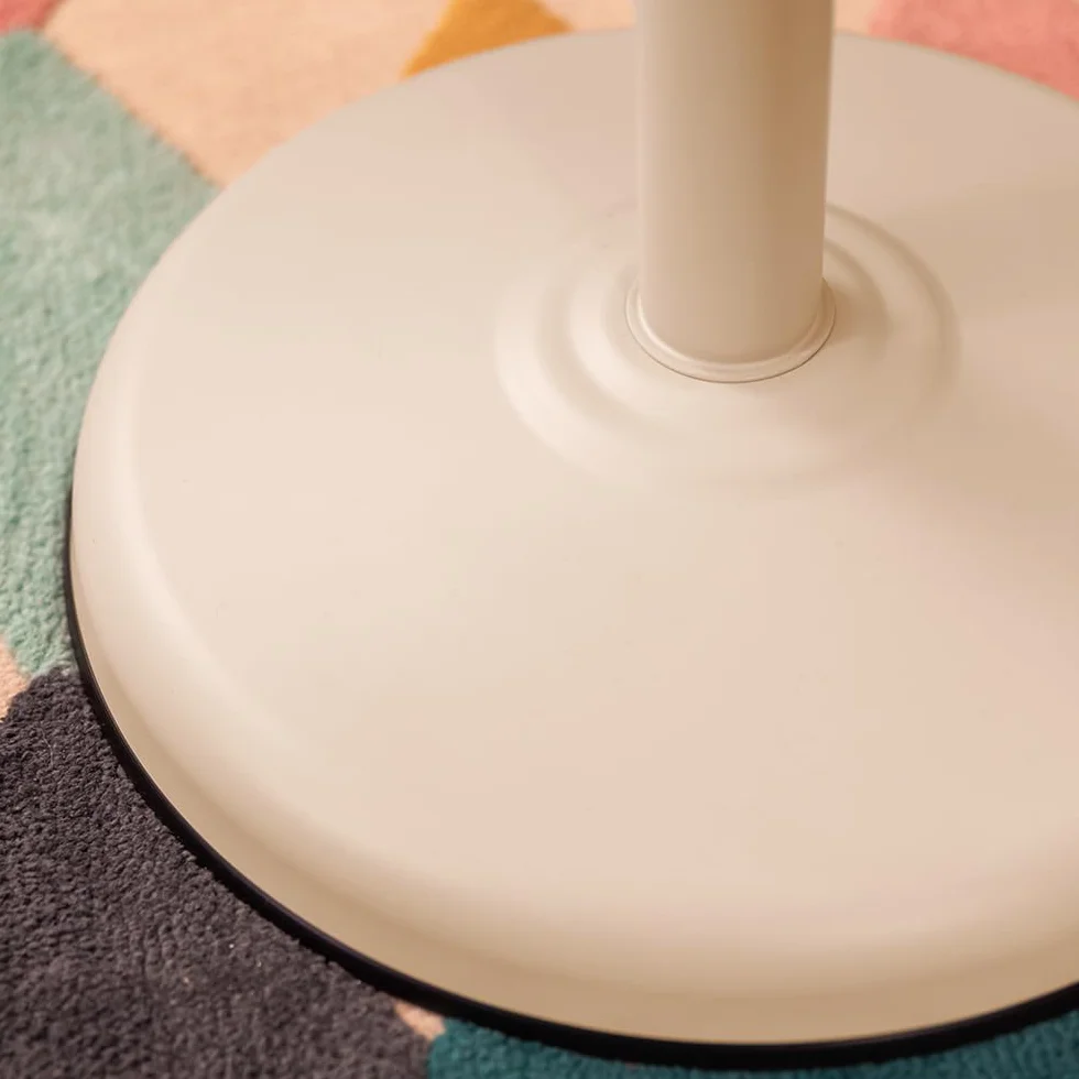 Cecotec Ventilador de Pie Retro EnergySilence 250 ClassicStyle Beige. 25W, Diámetro de 10", 3 Aspas Aerodinámicas, Inclinación Ajustable, 2 Velocidades, Diseño Elegante Color Beige