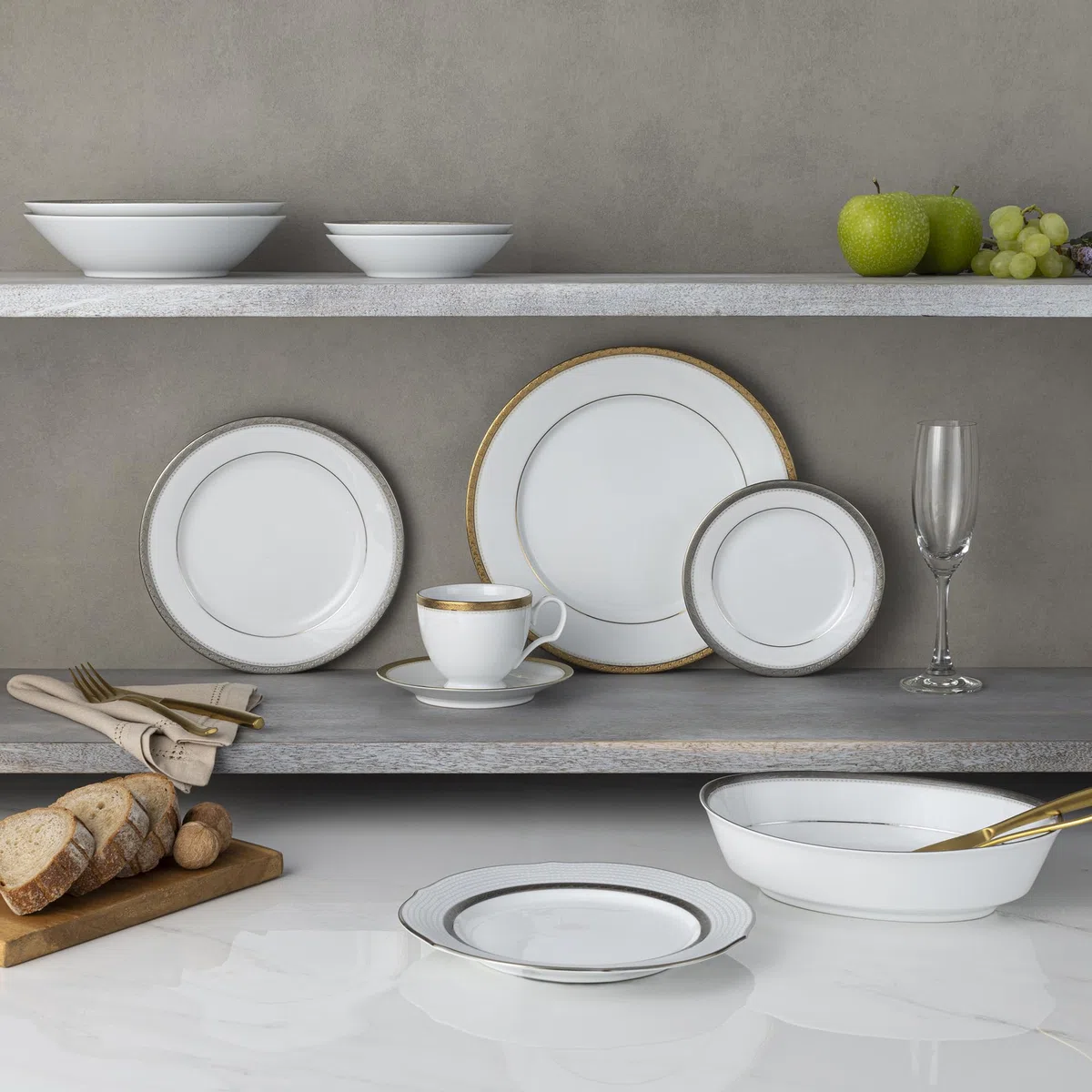 Noritake Charlotta Gold - Vajilla de 12 piezas, servicio para 4 personas