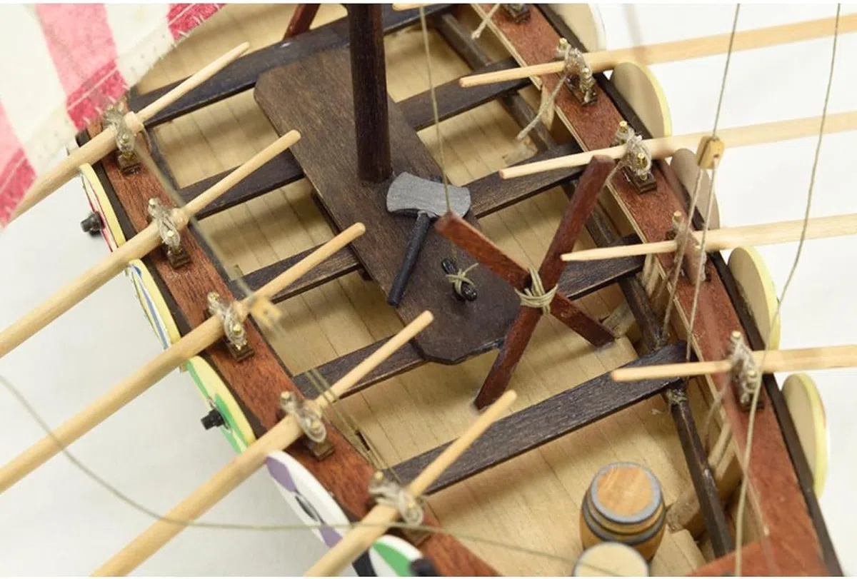 Artesanía Latina - Maqueta de Barco en Madera - Drakkar Viking - Modelo 19001N, Escala 1:75 - Maquetas para Montar - Nivel Principiante