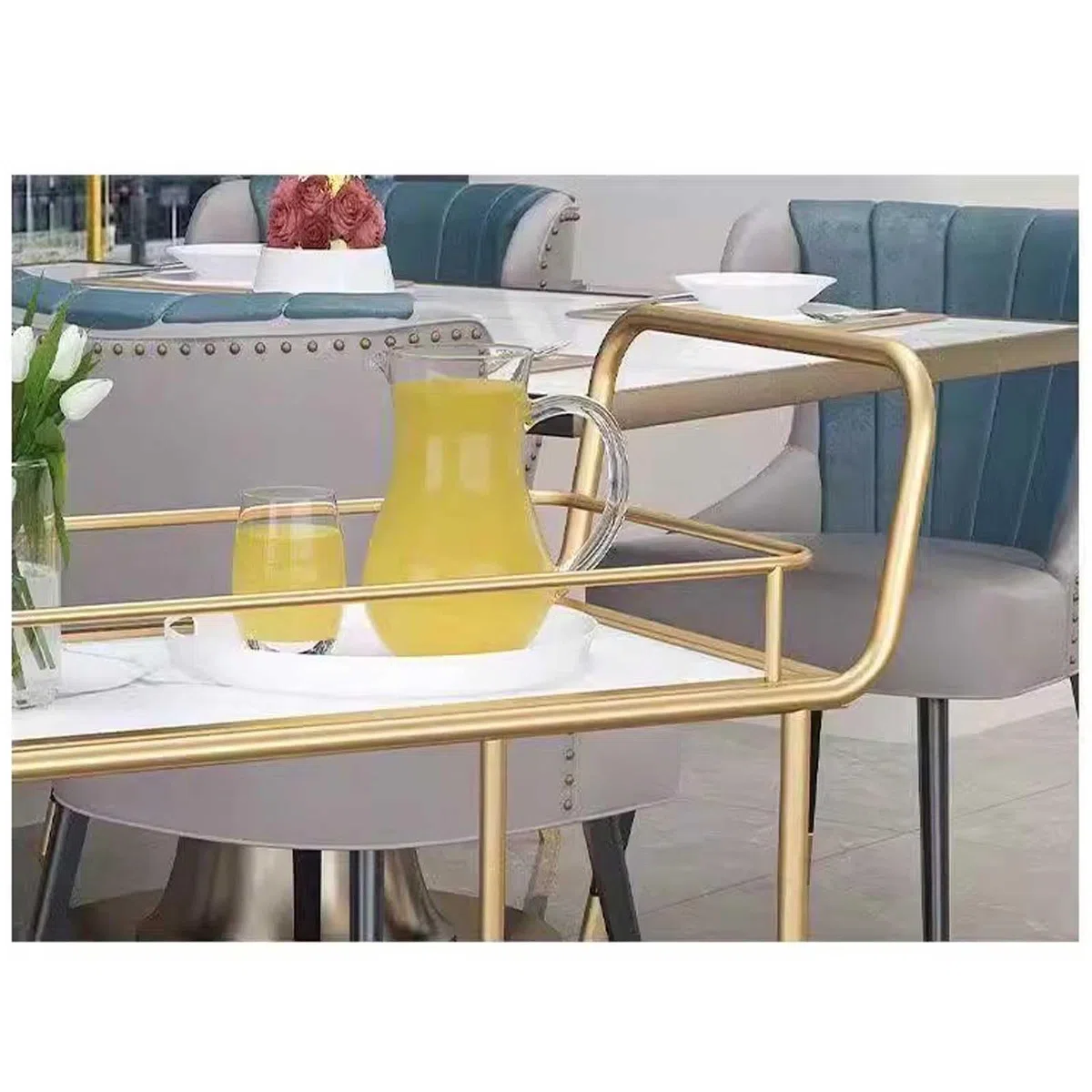 Carrito de cocina de 3 niveles, moderno carrito de bar móvil dorado con ruedas, carrito de servicio de vino y bebidas, elegante mesa de bebidas para el hogar, versátil almacenamiento de cocina.
