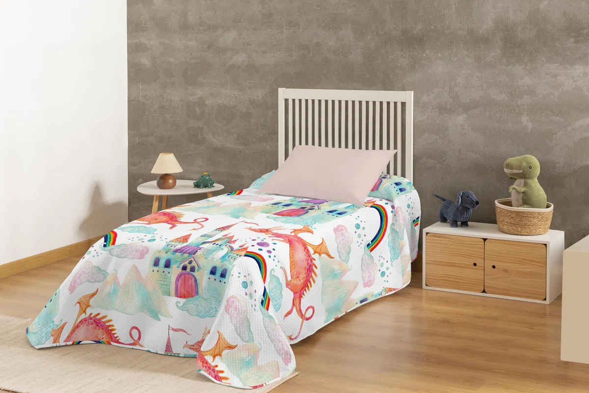 Ciberdescans Colcha Boutí Infantil KARAMELO Princesa con Estampación Digital. Castillos, Dragones y arcoíris (Cama 90 cm)
