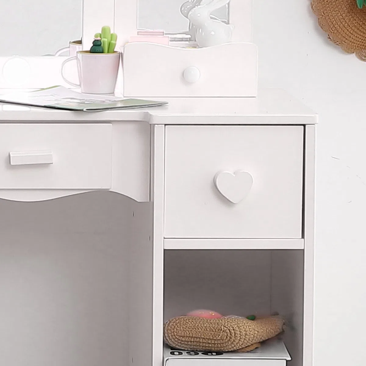 GarveeHome Tocador Infantil de Madera con Espejo LED y Taburete – Mesa de Maquillaje Blanca escandinava para niñas, 5 cajones y 4 Compartimentos Abiertos, Dormitorio o Zona de Juegos – Color Blanco