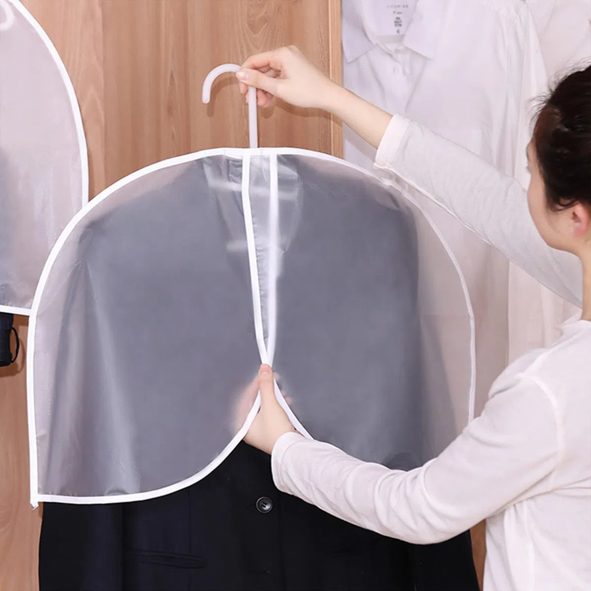 Paquete de 10 Fundas de Hombro Transparentes, Protectores Antipolvo y Transpirables para Ropa, Almacenamiento de Trajes, Abrigos, Chaquetas y Vestidos, 60 x 44