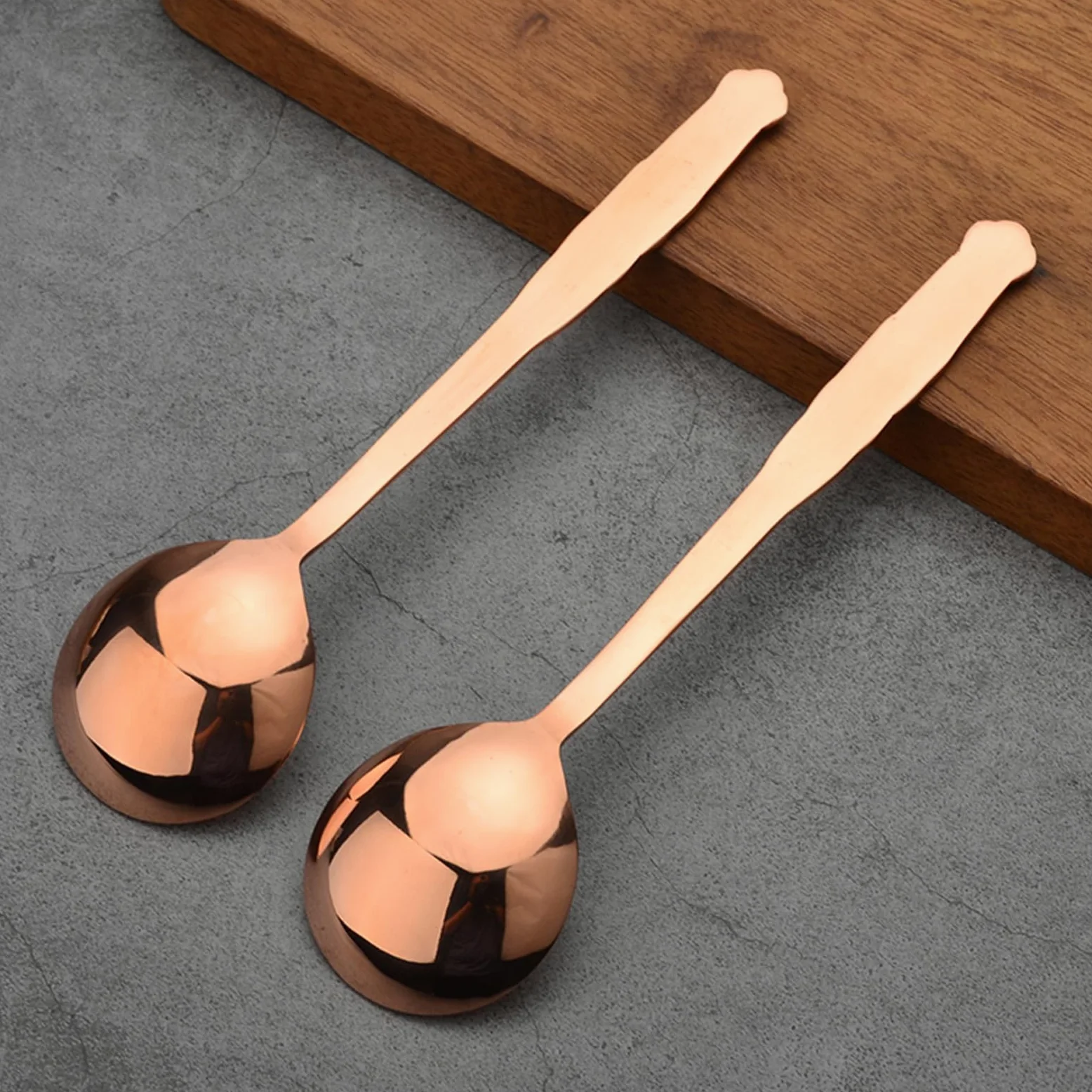 Cuchara de cobre 100 % puro, forja de 7.87 pulgadas como una cuchara de cobre con patrón retro antiguo, adecuada para cenas familiares, restaurantes, postres, pasteles, helados (1)