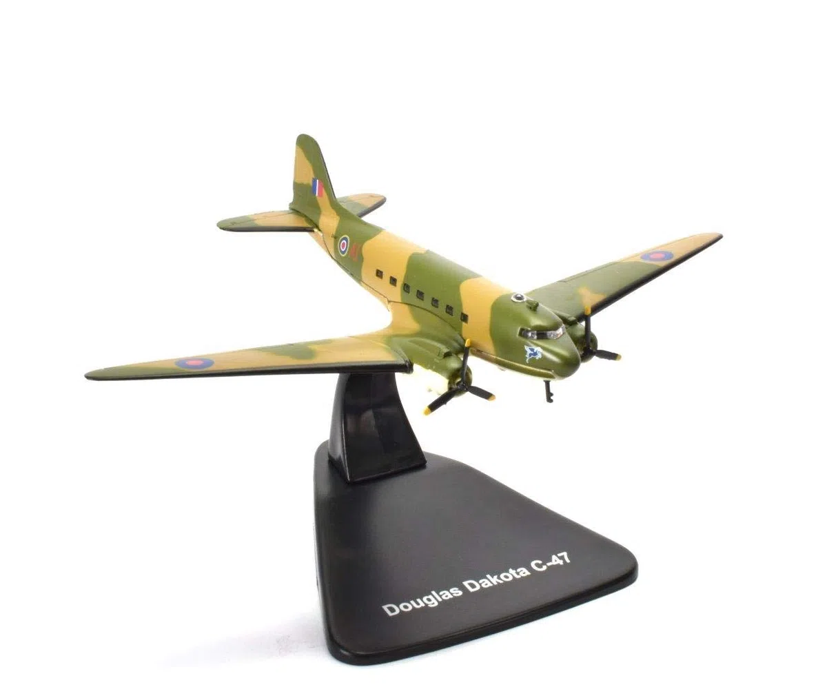 OPO 10 - Reproducción de avión Militar, Bombardero 1/144 Douglas Dakota C-47 - BOMBER-114