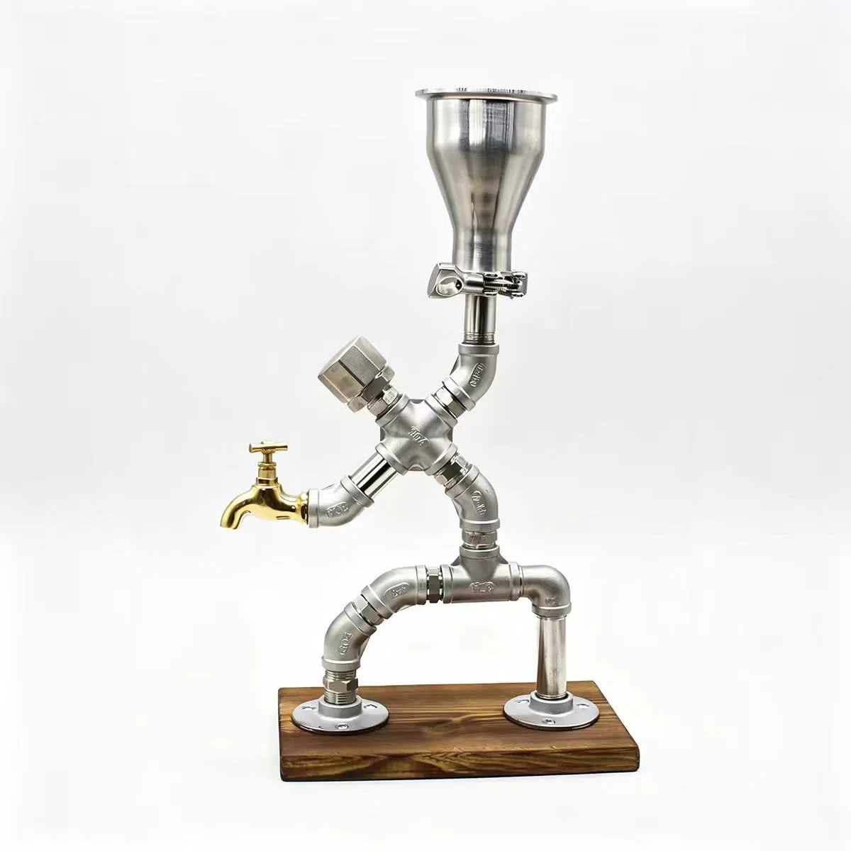 Dispensador de bebidas por gravedad de estilo industrial, dispensador de licor artesanal estilo steampunk, robot camarero con diseño de tuberías industriales, para bar en casa o pub.