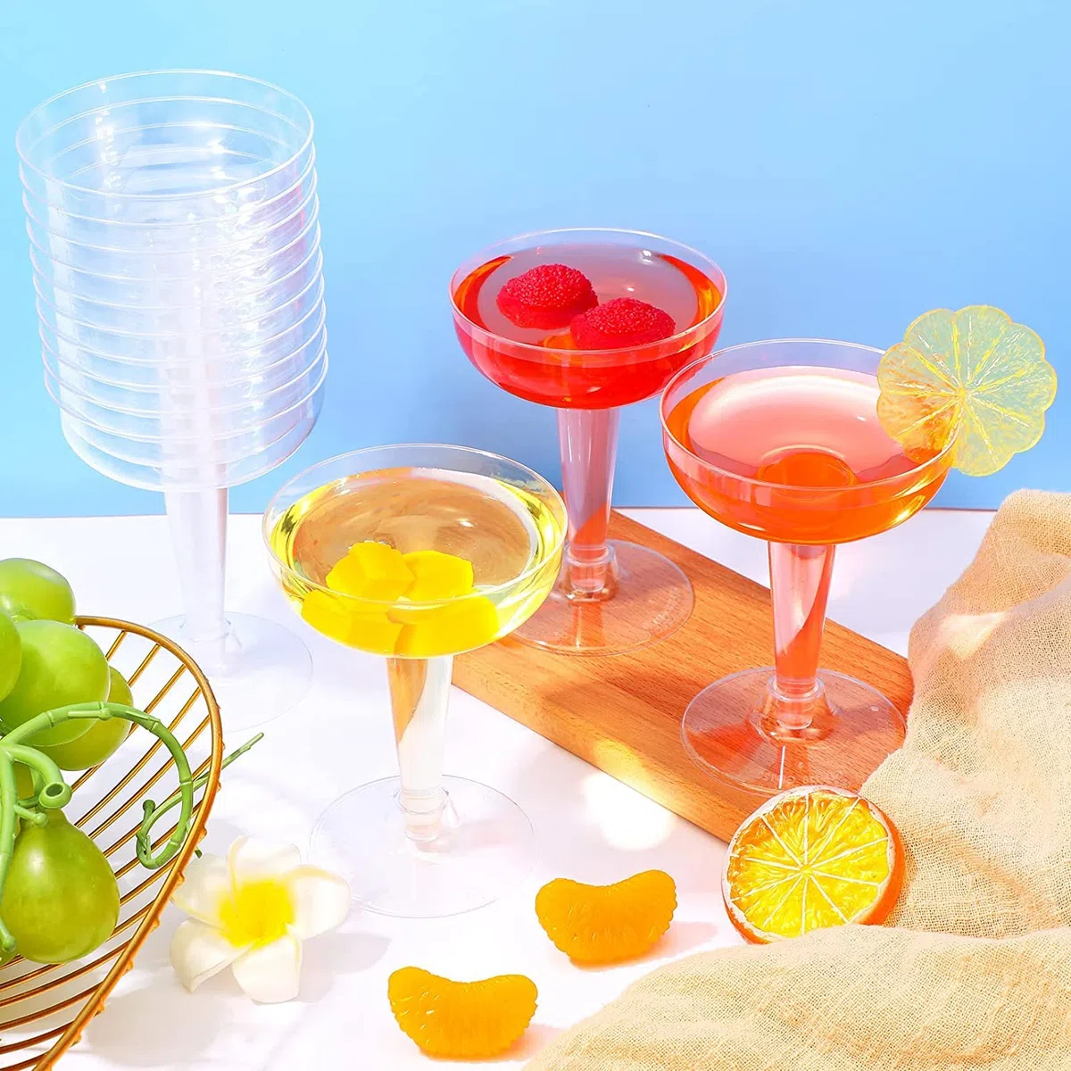 LATERN 60 Piezas Cupé de Champán de Plástico, 120ml Copas de Cata de Vino Transparentes Copas de Cóctel con Tallo Reutilizables para Whisky Champán Cerveza Postre Pudín Mousse Fiesta (11 x 8,2cm)