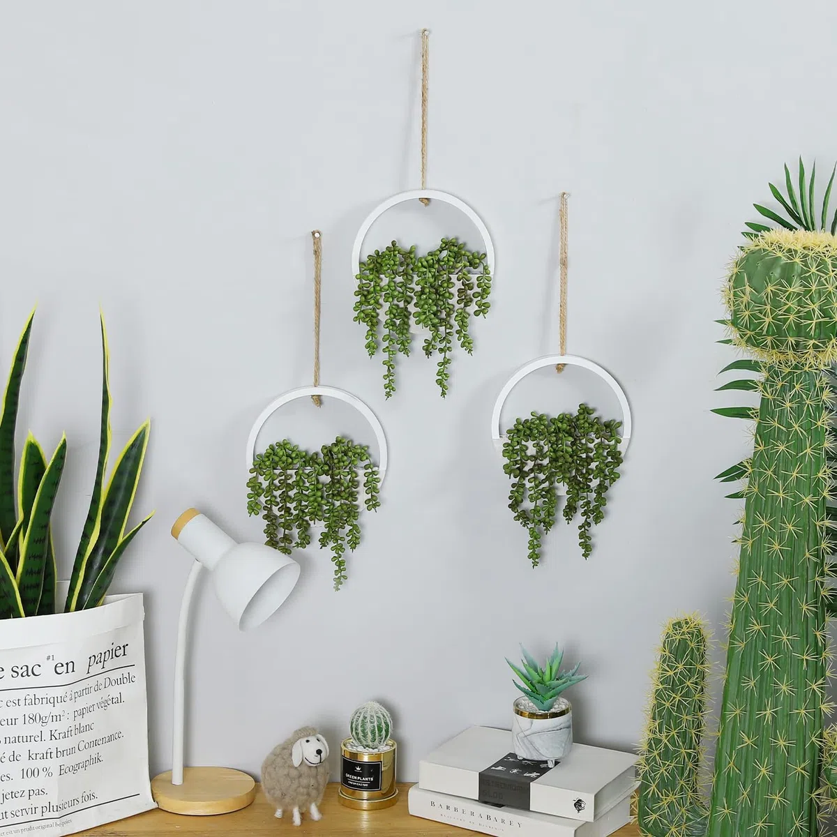 Lote de 2 Plantas suculentas Artificiales para Colgar (30,5 cm, en una Maceta de Madera, decoración de Pared Interior o Exterior