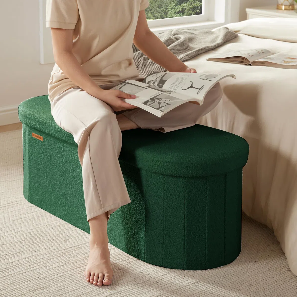 HAUSFRAU Taburete con espacio de almacenamiento, banco plegable, caja de almacenamiento, soporta hasta 300 kg, reposapiés para salón, dormitorio, pasillo, 110 x 38 x 38 cm, forro polar verde