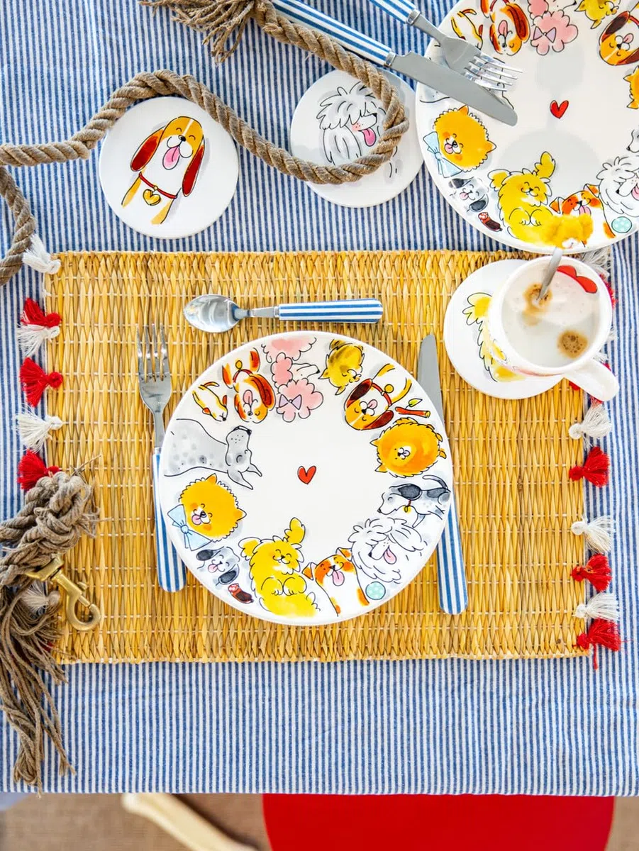 Blond Amsterdam Plato 22 cm Animales Perro Plato de Desayuno con Ilustraciones de Perros - Plato de Cerámica para Desayuno, Postres y Snacks - Regalo para Amantes de los Perros