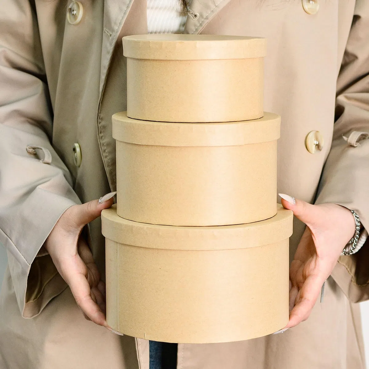WANDIC Caja de papel maché, juego de 3 cajas redondas de papel maché para sombreros, recipientes de papel kraft con tapas, ideales para pintura, manualidades y almacenamiento, accesorios, cosméticos,