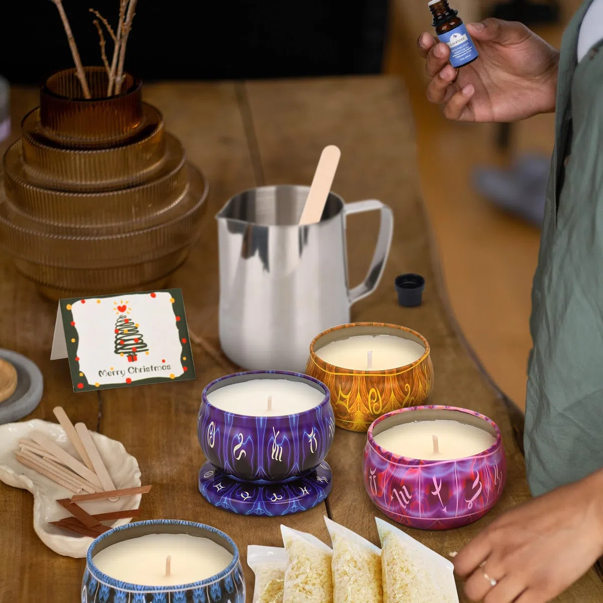 IGUGI Kit de Fabricación para Velas,DIY Juego de Regalo para Velas,Erramienta para Velas de Bricolaje Incluye 4 paquetes cera de abejas,10 Frascos para Velas,100 Mechas para Velas