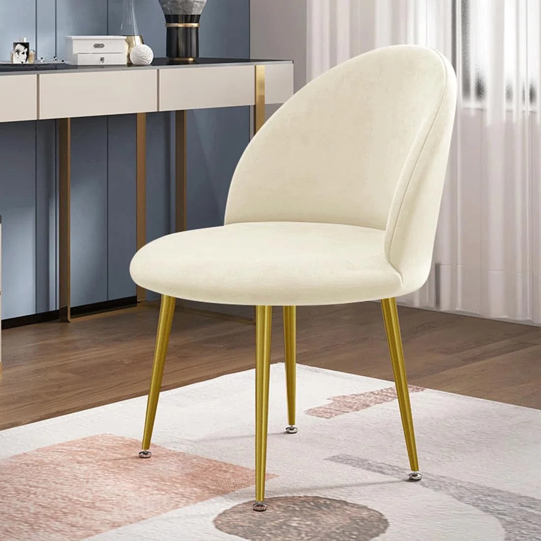 Levoberg - Funda de silla de comedor escandinava extensible de terciopelo, con respaldo redondeado elástico, funda de silla escandinava para casa, boda, hotel, 4 piezas, color beige